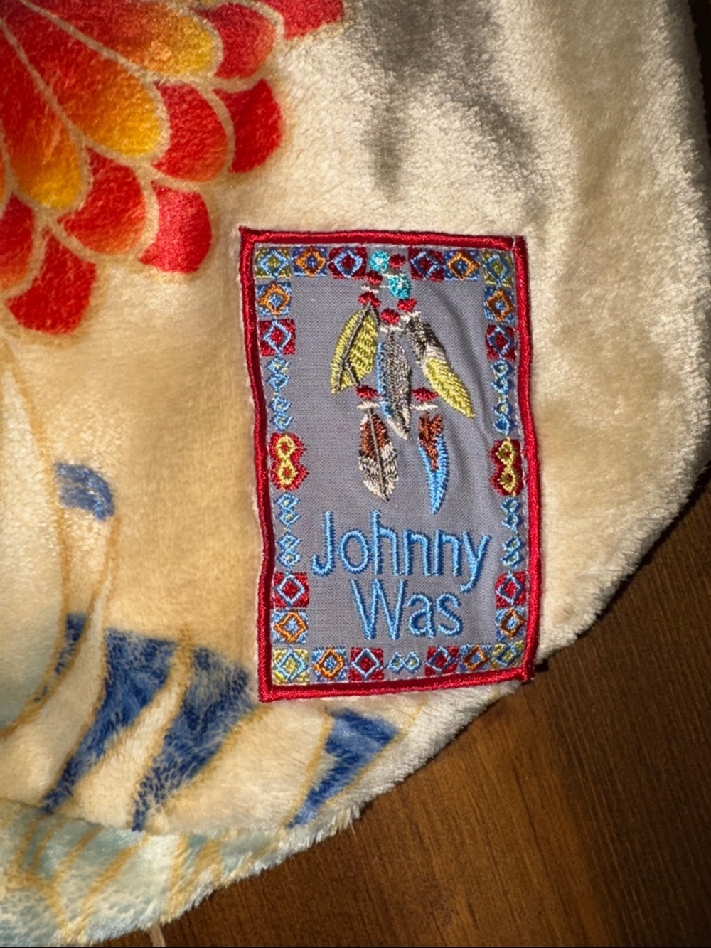 Johnny Was Cream Plush Drawstring Bag with Red, Pink & Blue Floral Print - Picture 2 of 2